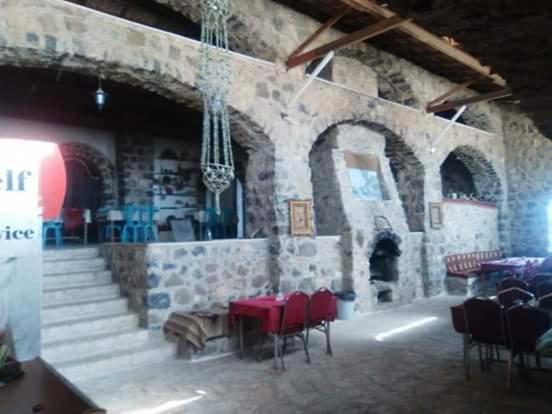 Trajan Guest House Al-Mughayer Kültér fotó